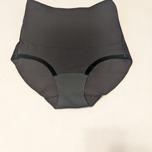 Knix Black High-Waisted Shapewear - Picture 8 of 13
